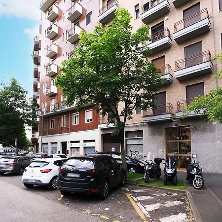 Primopiano - Roncaglia Apartmán Milán